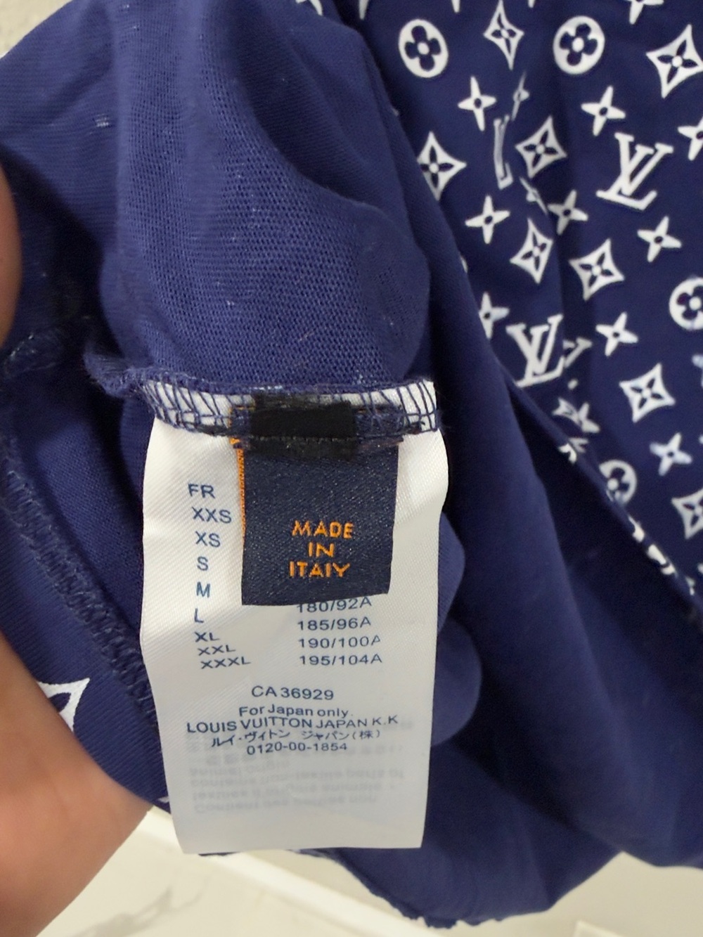 Louis Vuitton Navy and White Monogram Short Sleeve Tee - Picture 5 of 5